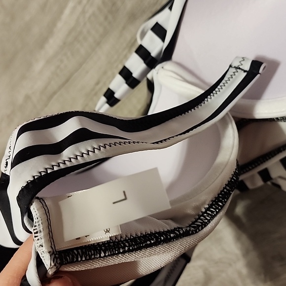 Womens bikini - Picture 2 of 3